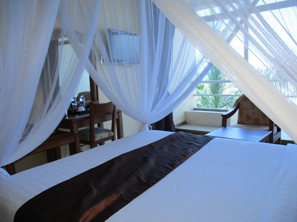 Giraffe Ocean View Hotel Dar es Salaam Exterior photo